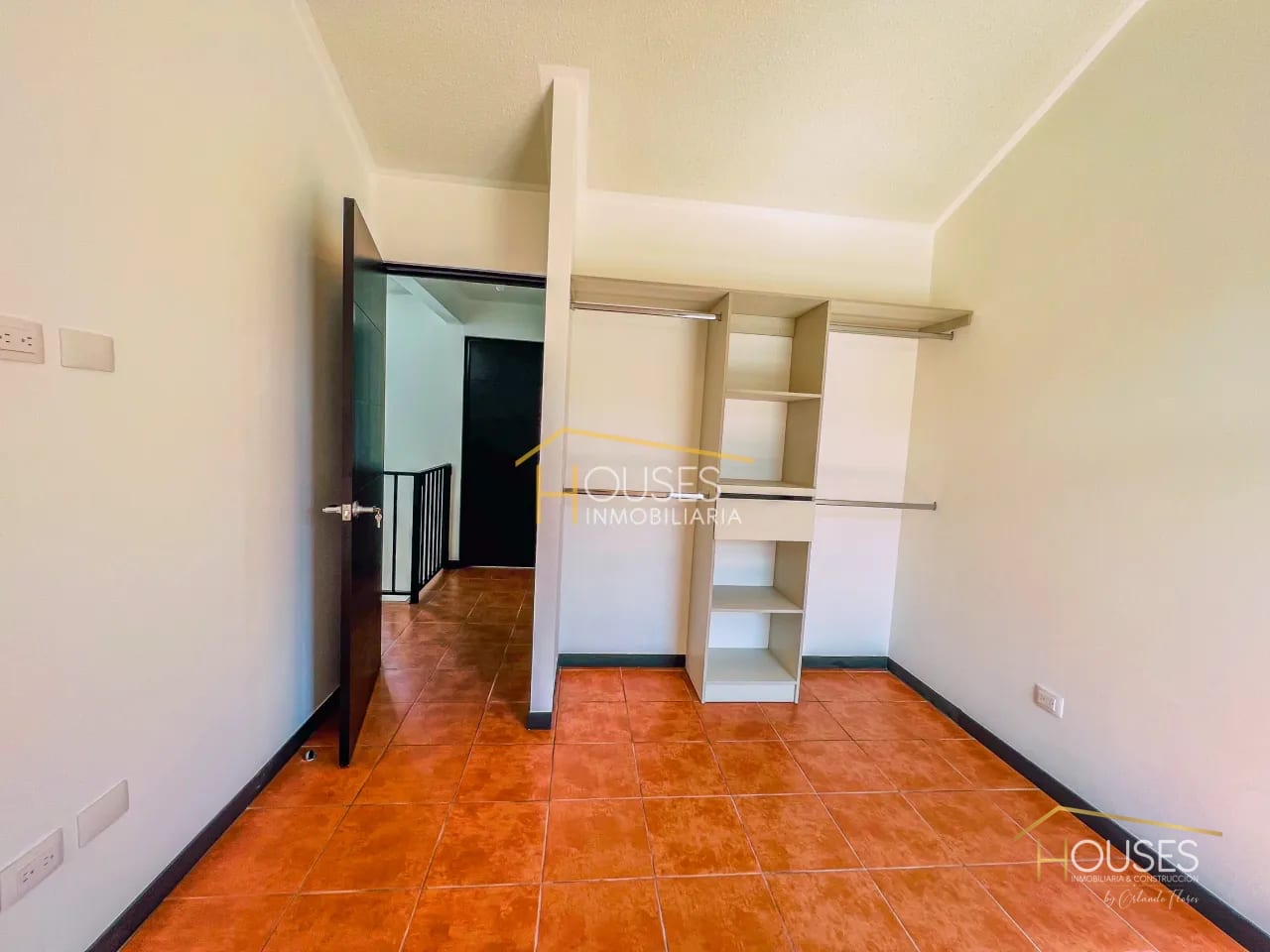 Se Renta Casa en Condominio Casa Cardenal — Casa en Alquiler en Alotenango, Sacatepéquez — foto 7 de 9
