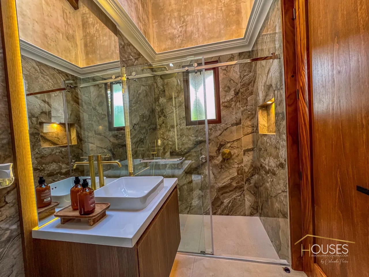 Vendo Casa en Paseo Antigua, Antigua Guatemala — Casa en Venta en Antigua, Sacatepéquez — foto 9 de 17