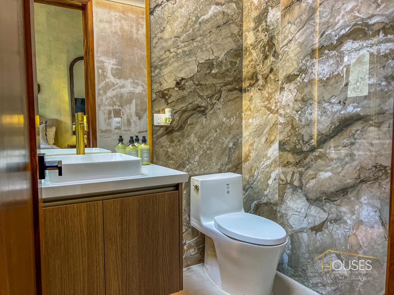 Vendo Casa en Paseo Antigua, Antigua Guatemala — Casa en Venta en Antigua, Sacatepéquez — foto 13 de 17