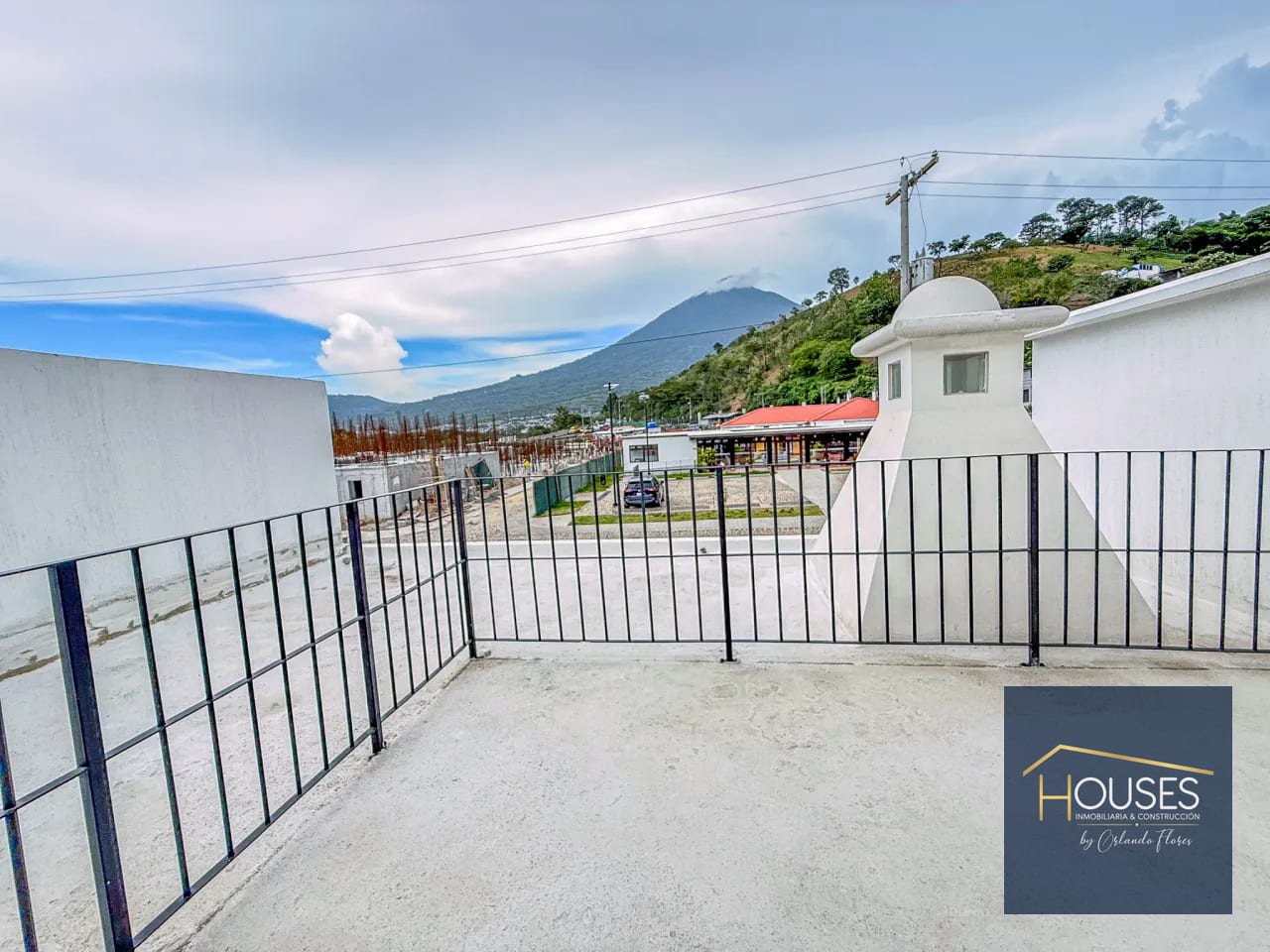 Rento Casa en Paseo San Lorenzo, San Lorenzo El Cubo — Casa en Alquiler en San Antonio Aguas Calientes, Sacatepéquez — foto 3 de 11