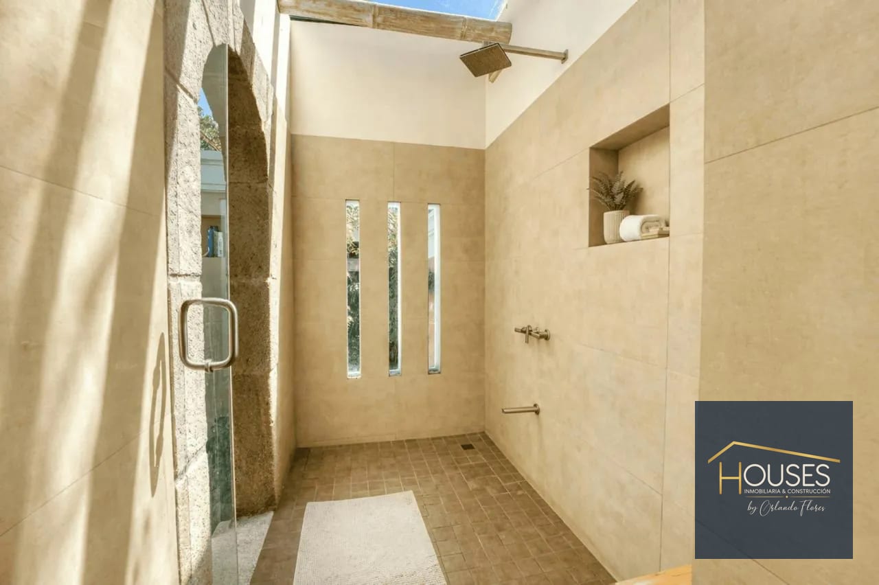 Vendo Casa en Residencial La Reunión Golf Resort, Alotenango — Casa en Venta en La Reunión Golf Resort, Alotenango, Sacatepéquez — foto 10 de 17