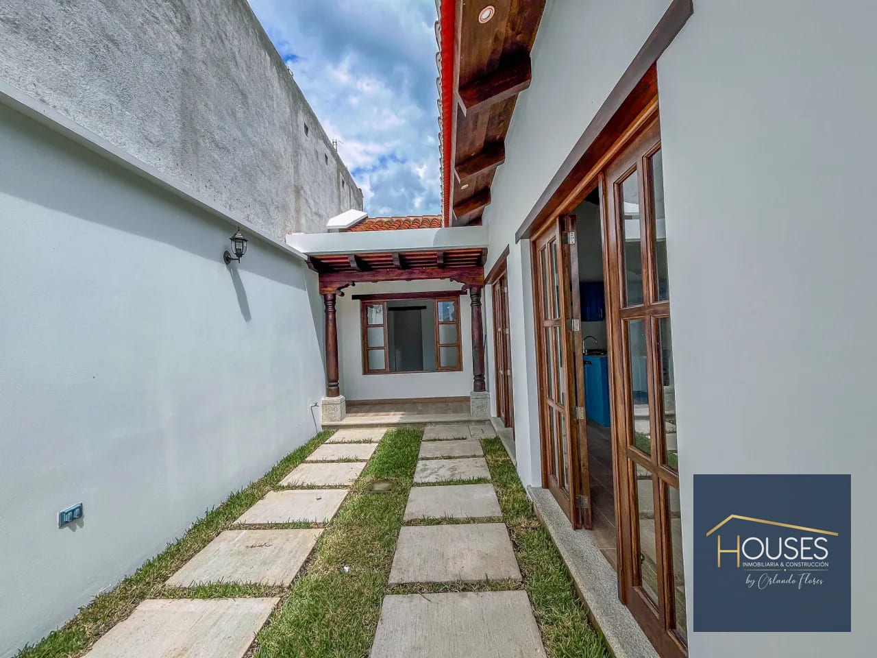 Vendo Casa en Portal de las Rosas 1 , San Miguel Dueñas — Casa en Venta en San Miguel Dueñas, Sacatepéquez — foto 2 de 11