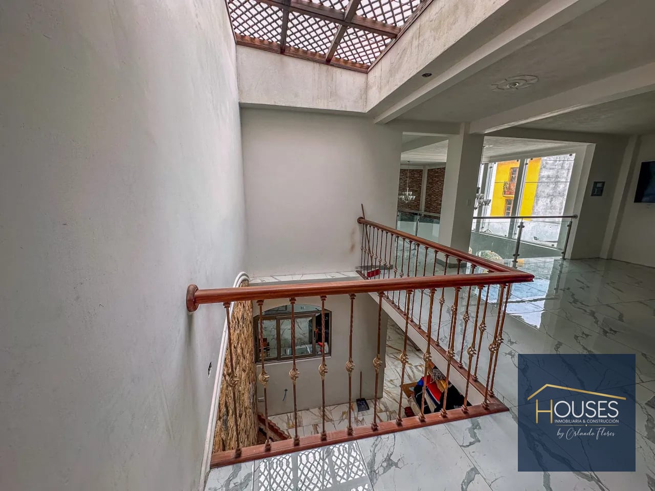 Vendo Casa en Residencial Vistas de Florencia, Santa Lucía Milpas Altas — Casa en Venta en Santa Lucía Milpas Altas, Sacatepéquez — foto 2 de 17