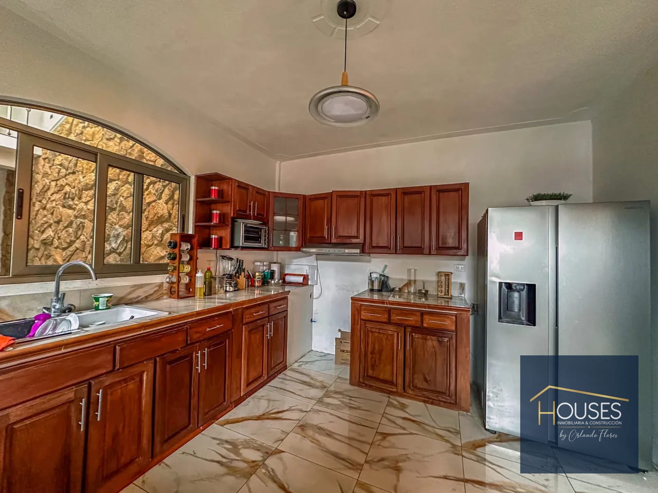 Vendo Casa en Residencial Vistas de Florencia, Santa Lucía Milpas Altas — Casa en Venta en Santa Lucía Milpas Altas, Sacatepéquez — foto 13 de 17