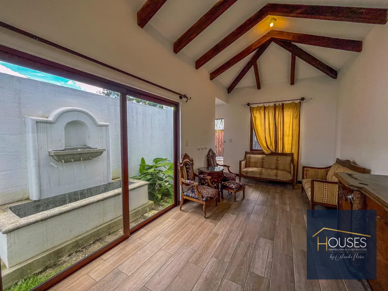 Vendo Casa en Condominio Santa Delfina, San Pedro las Huertas — Casa en Venta en Santa Delfina, Antigua, Sacatepéquez — foto 5 de 16
