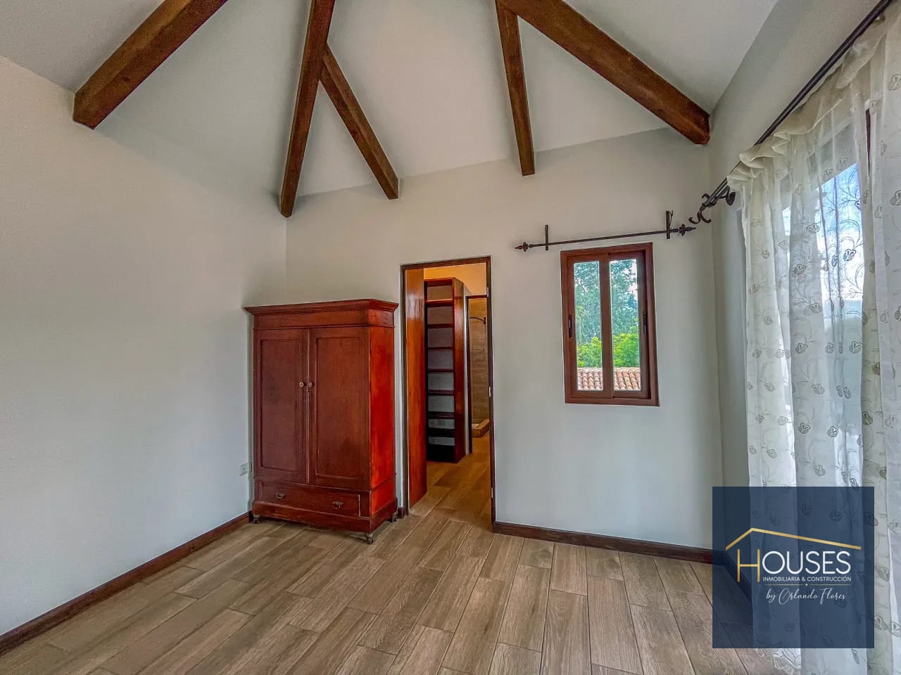 Vendo Casa en Condominio Santa Delfina, San Pedro las Huertas — Casa en Venta en Santa Delfina, Antigua, Sacatepéquez — foto 12 de 16