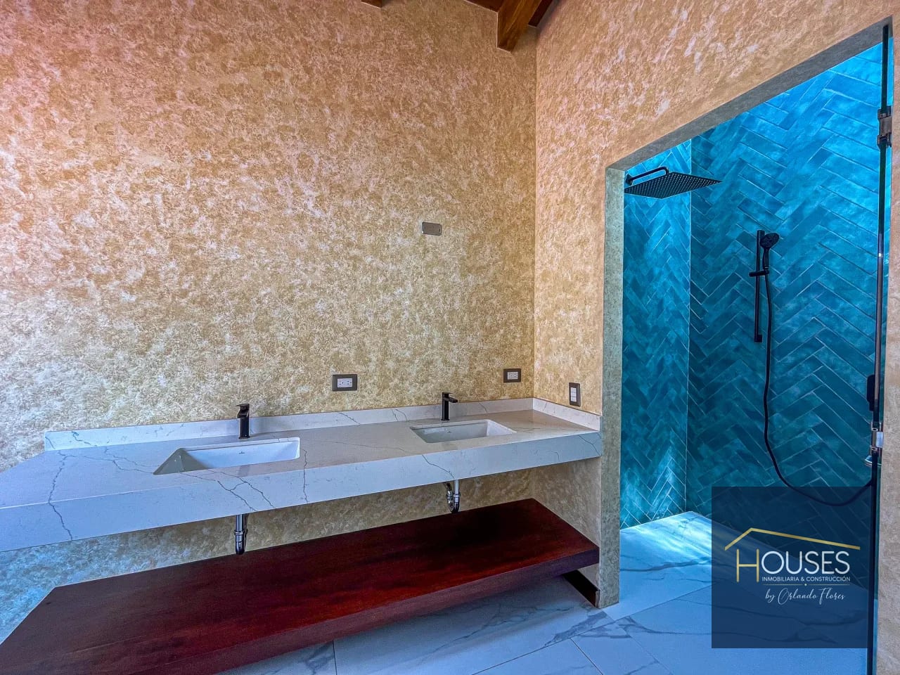 Vendo Casa en Condado del Obispo, Antigua Guatemala — Casa en Venta en Antigua, Sacatepéquez — foto 12 de 15