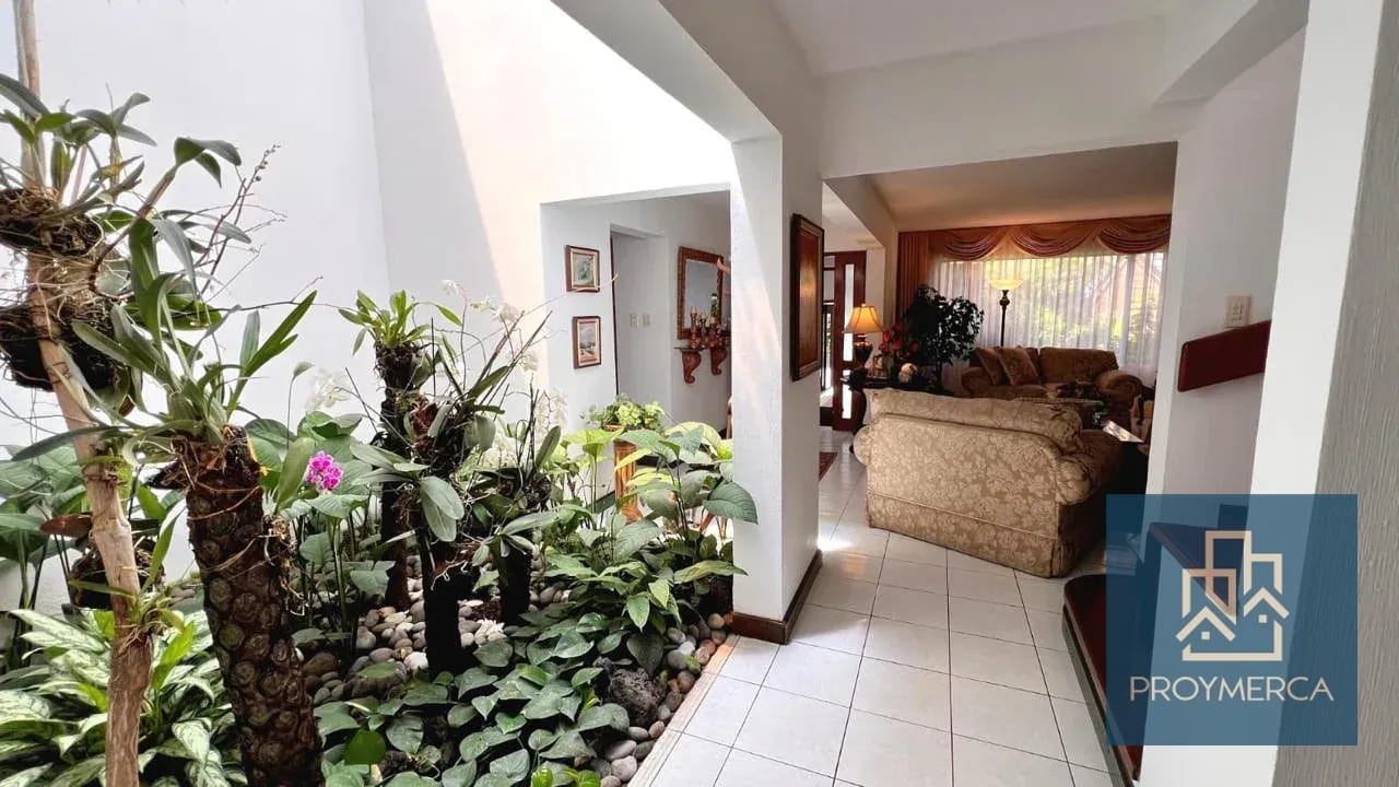 Casa en venta, Área residencial, Zona 15 por San Lázaro | Fuera de garita — Apartamento en Venta en Zona 15, Guatemala, Ciudad — foto 7 de 15