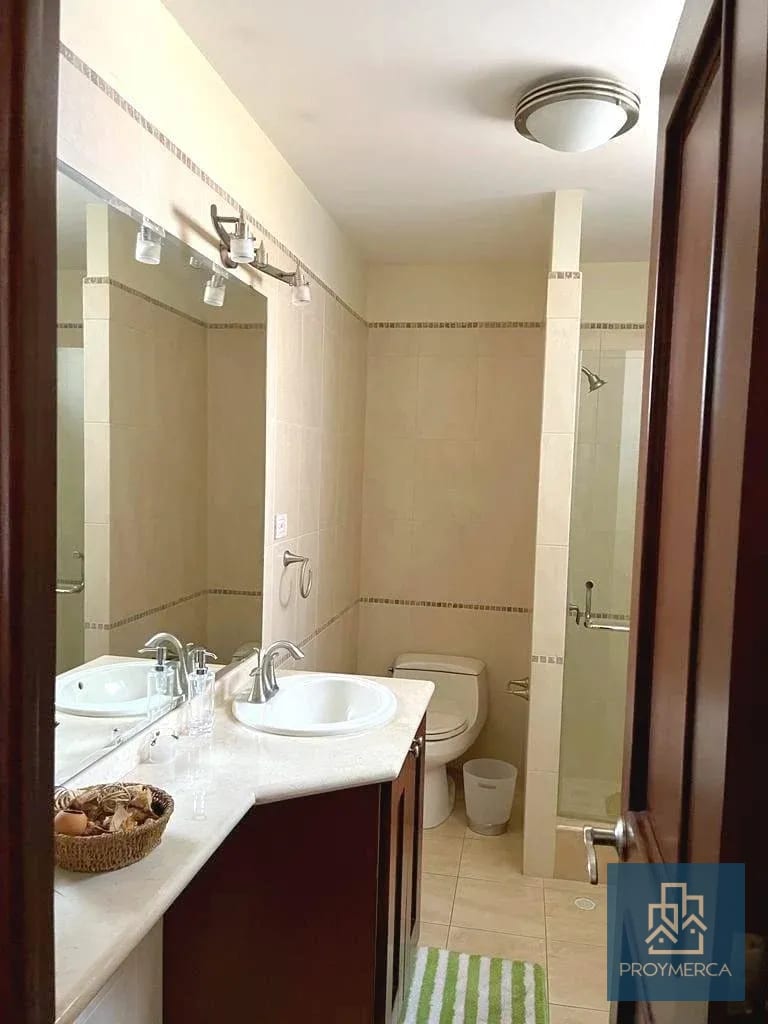 Apartamento en alquiler, Casa Rialto, Zona 14 — Apartamento en Alquiler en Zona 14, Guatemala, Ciudad — foto 8 de 11