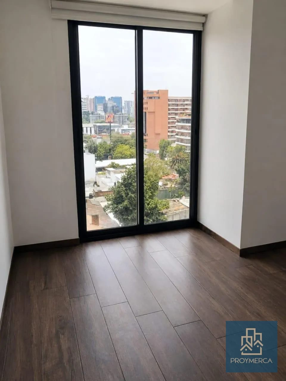 Apartamento en venta, Edificio Moretti, Zona 10 — Apartamento en Venta en Moretti, Zona 10, Guatemala, Ciudad — foto 4 de 12