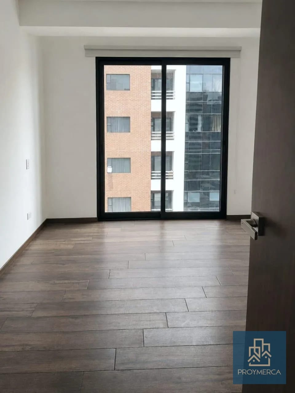 Apartamento en venta, Edificio Moretti, Zona 10 — Apartamento en Venta en Moretti, Zona 10, Guatemala, Ciudad — foto 9 de 12