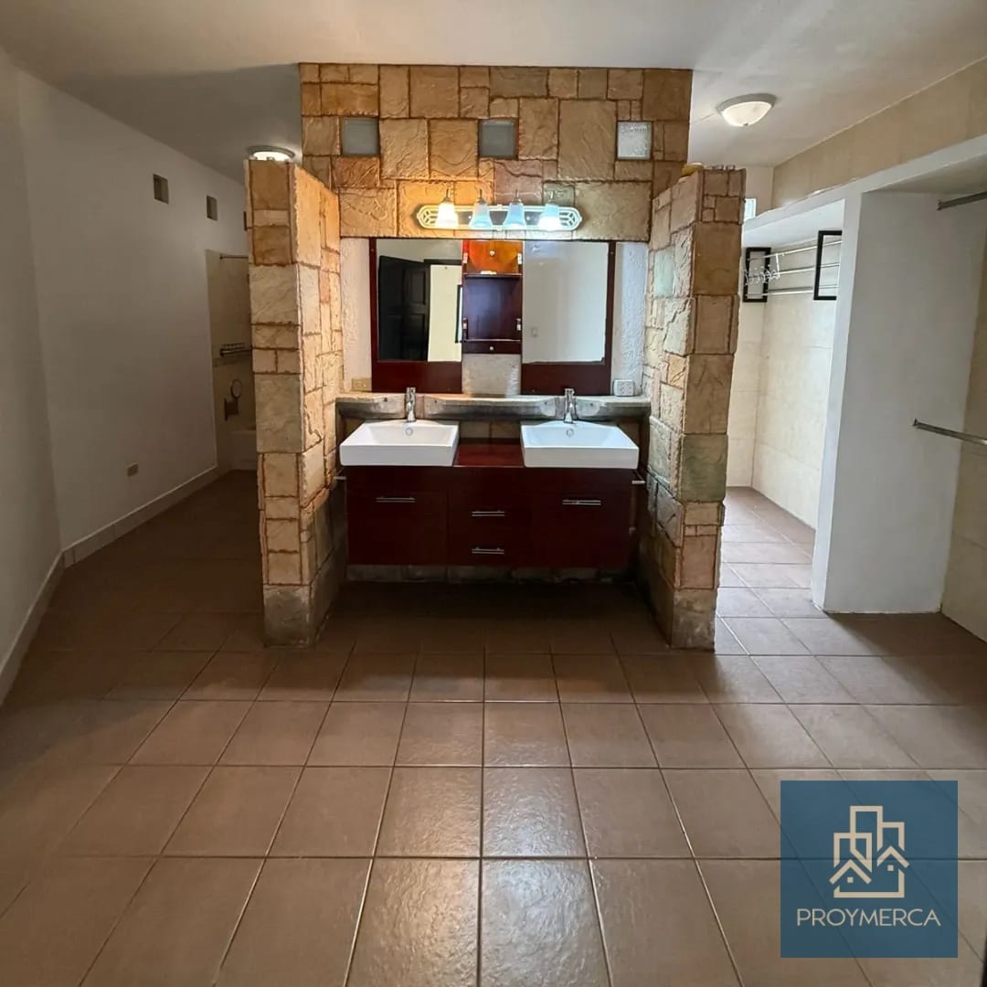 Casa colonial en venta, Jardines de San Isidro, Zona 16 — Casa en Venta en Zona 16, Guatemala, Ciudad — foto 9 de 16