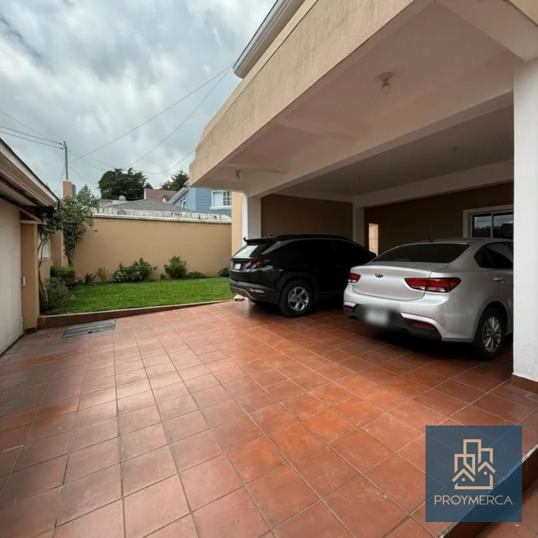 Casa en Venta, Residenciales Jardines de San Isidro, Zona 16 — Casa en Venta en Jardines de San Isidro, Zona 16, Guatemala, Ciudad — foto 4 de 13