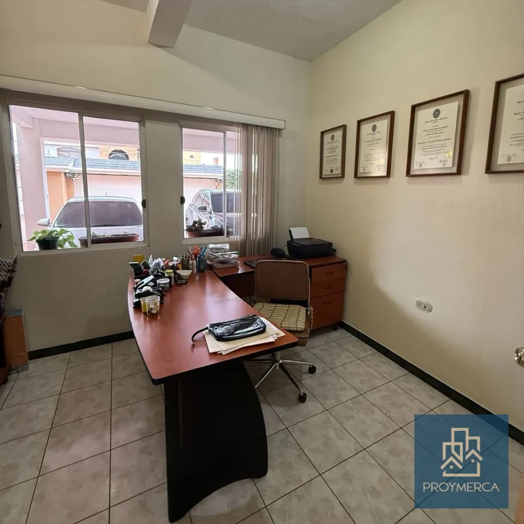 Casa en Venta, Residenciales Jardines de San Isidro, Zona 16 — Casa en Venta en Jardines de San Isidro, Zona 16, Guatemala, Ciudad — foto 12 de 13