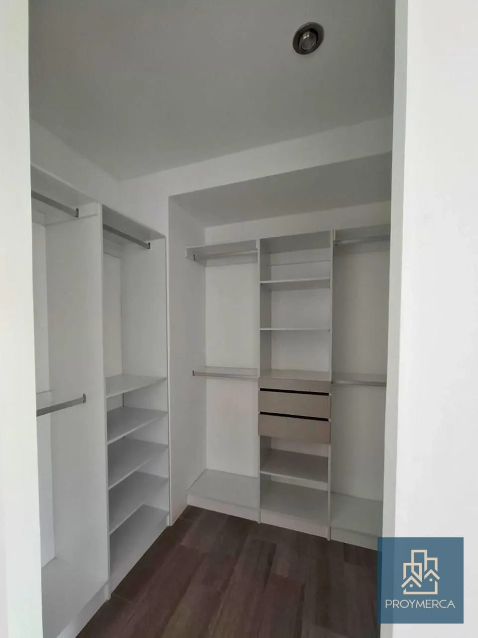 Apartamento en alquiler, Edificio Brickell, Zona 16 — Apartamento en Alquiler en Zona 16, Guatemala, Ciudad — foto 7 de 9