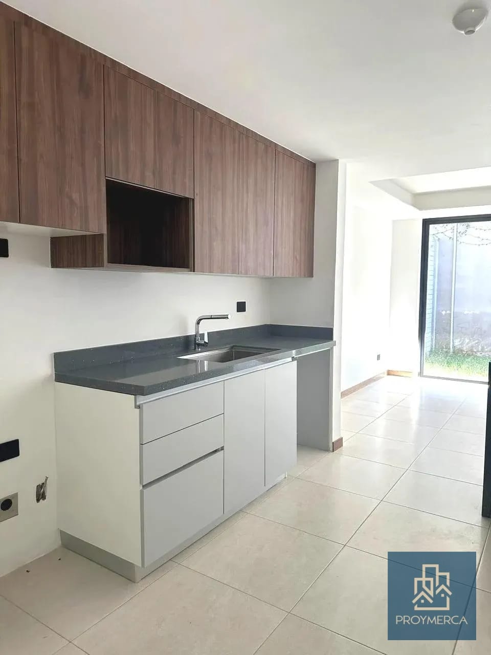 Casa en alquiler, Condominio Danté Kanajuyú, Zona 16 — Casa en Alquiler en Zona 16, Guatemala, Ciudad — foto 4 de 17