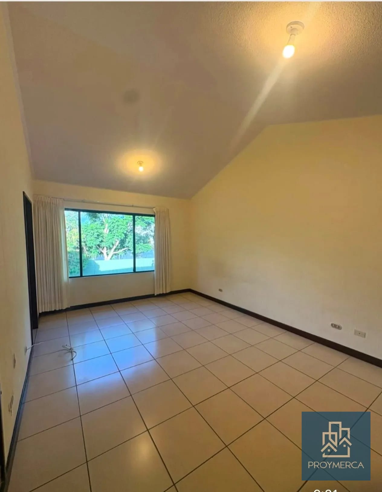 Bonita Casa en Alquiler en zona 16 — Casa en Alquiler en Alamedas de San Isidro, Zona 16, Guatemala, Ciudad — foto 3 de 9