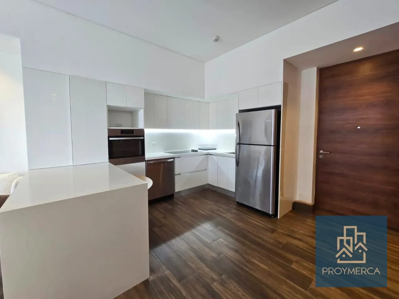 Apartamento amueblado en alquiler, Edificio AVIA, Zona 10 — Apartamento en Alquiler en Avia, Zona 10, Guatemala, Ciudad — foto 2 de 11