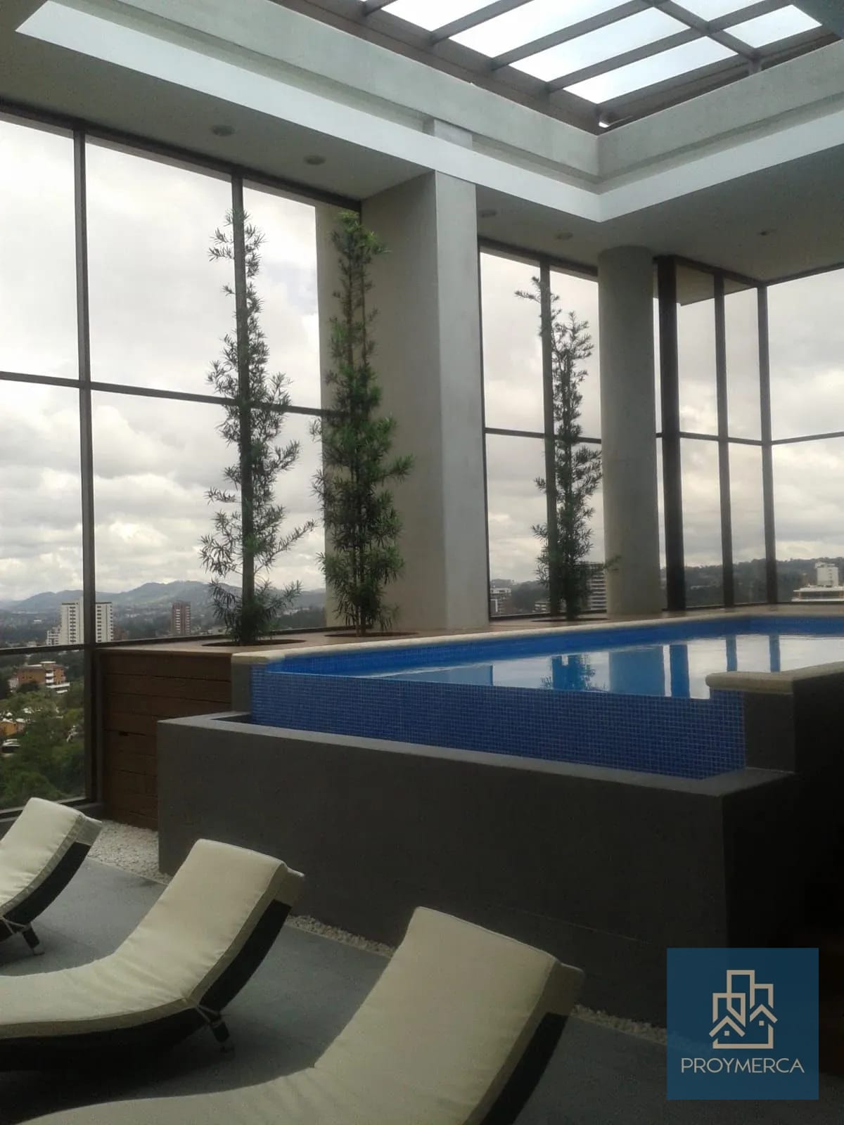 Apartamento en alquiler, Edificio Veinti4, Zona 10 — Apartamento en Alquiler en Veinti4, Zona 10, Guatemala, Ciudad — foto 1 de 10
