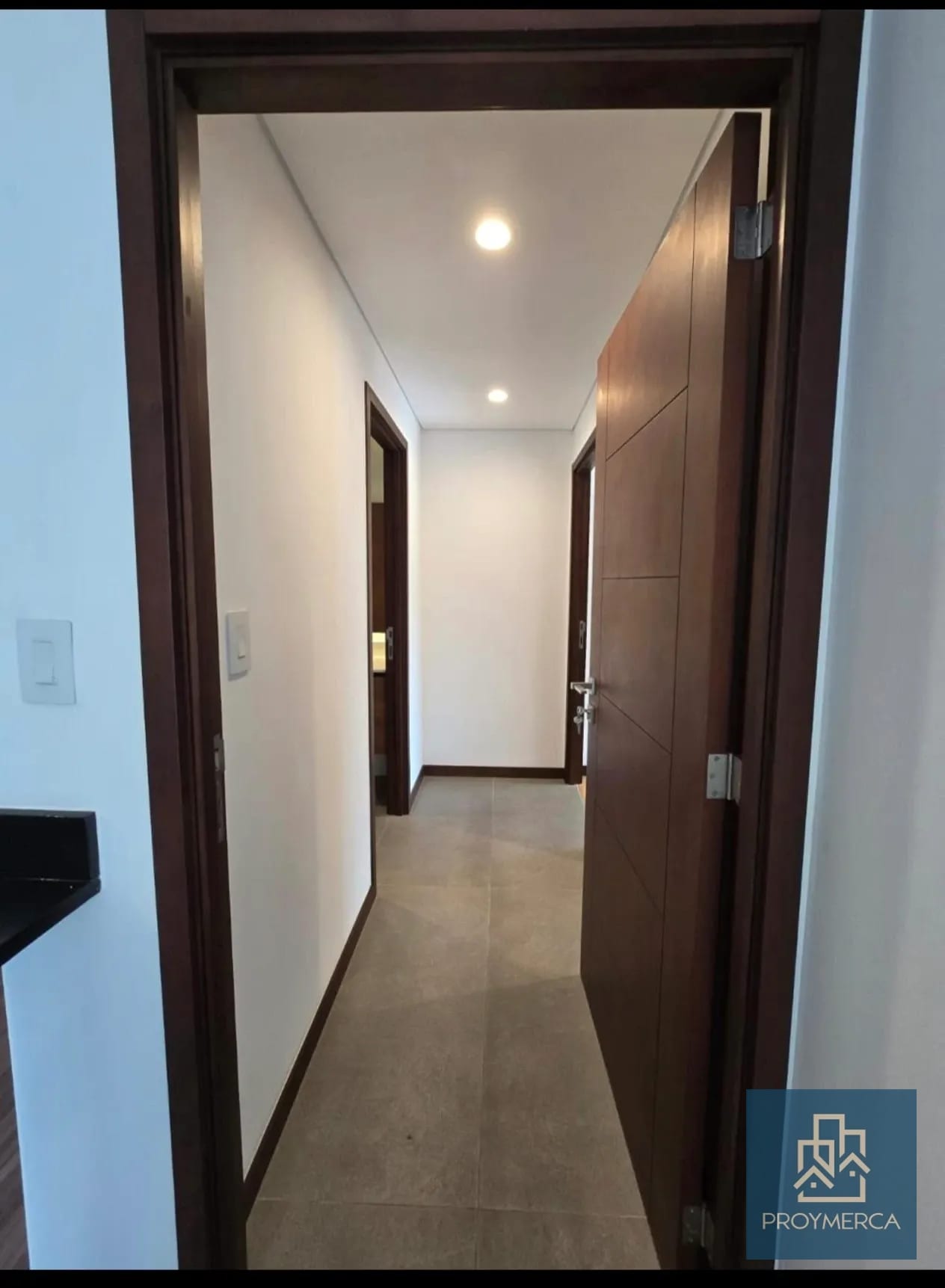 Moderno Apartamento en Alquiler zona 14 — Apartamento en Alquiler en Zona 14, Guatemala, Ciudad — foto 8 de 12