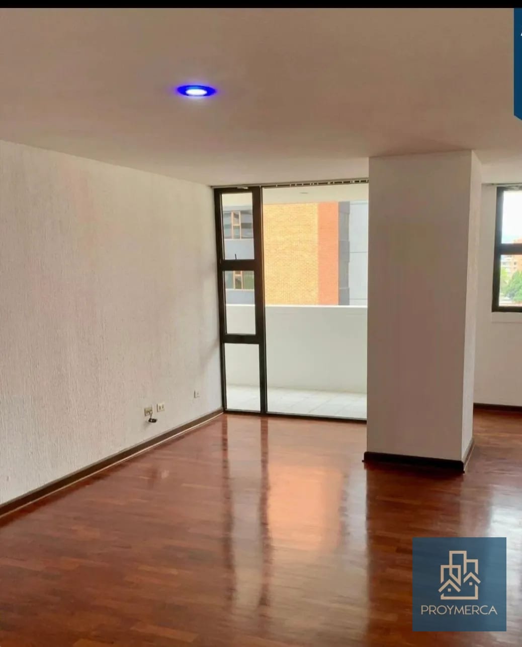Apartamento Grande en alquiler zona 14 — Apartamento en Alquiler en Zona 14, Guatemala, Ciudad — foto 2 de 10