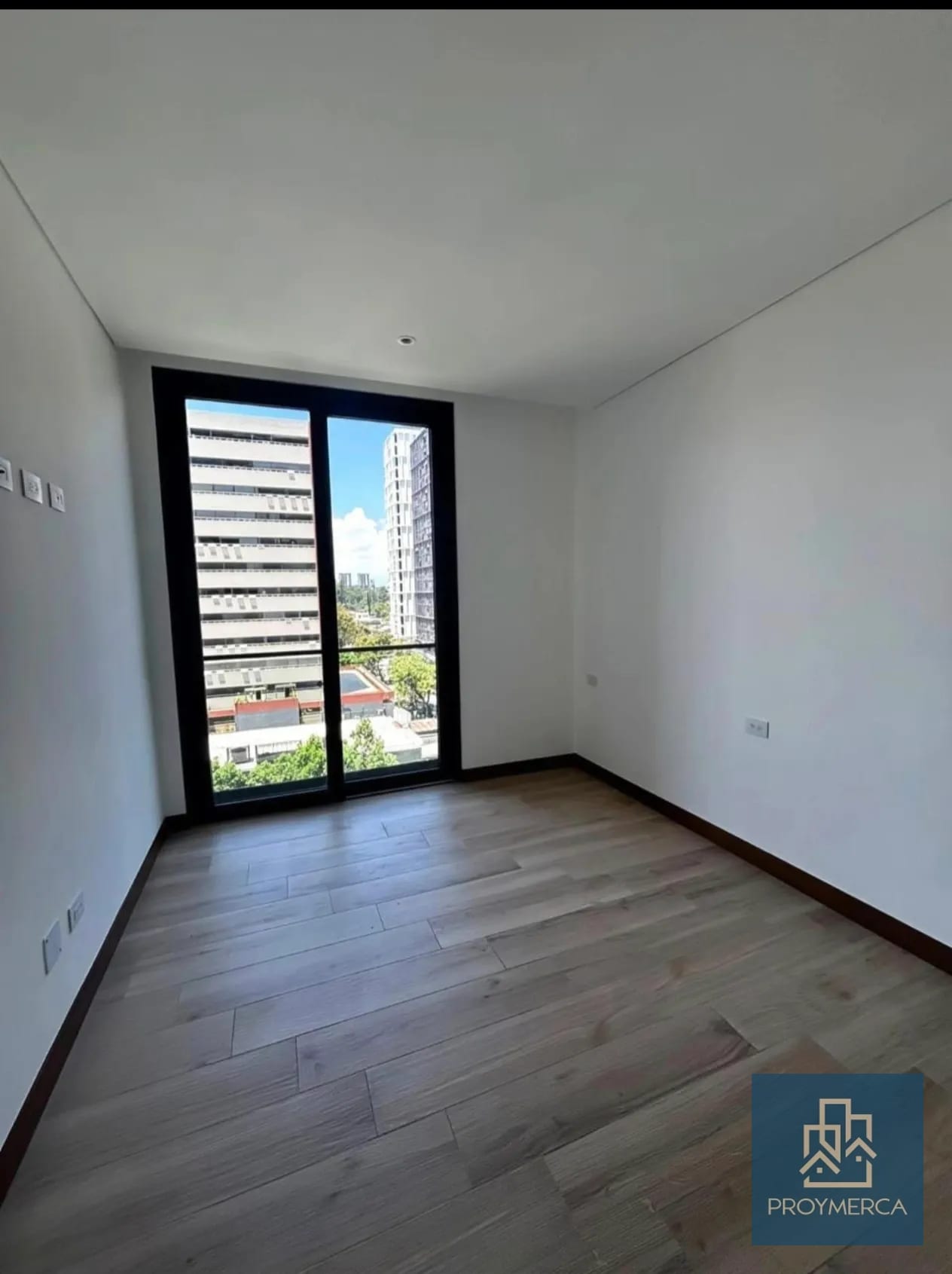 Apartamento en Alquiler zona 10 — Apartamento en Alquiler en Ferré Diez, Zona 10, Guatemala, Ciudad — foto 6 de 9