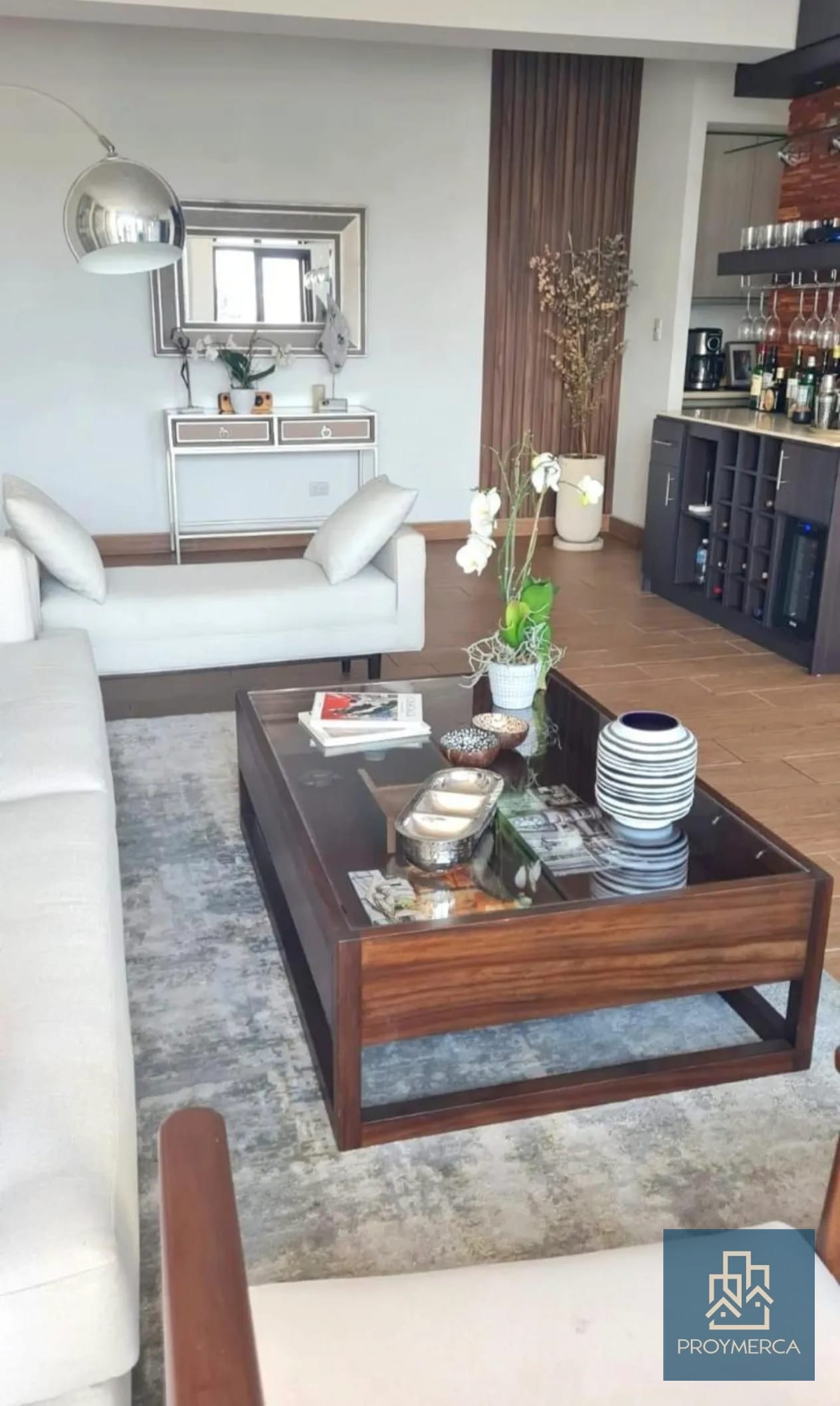 Bonito Apartamento en Alquiler zona 14 — Apartamento en Alquiler en Garcés de La Villa, Zona 14, Guatemala, Ciudad — foto 3 de 7