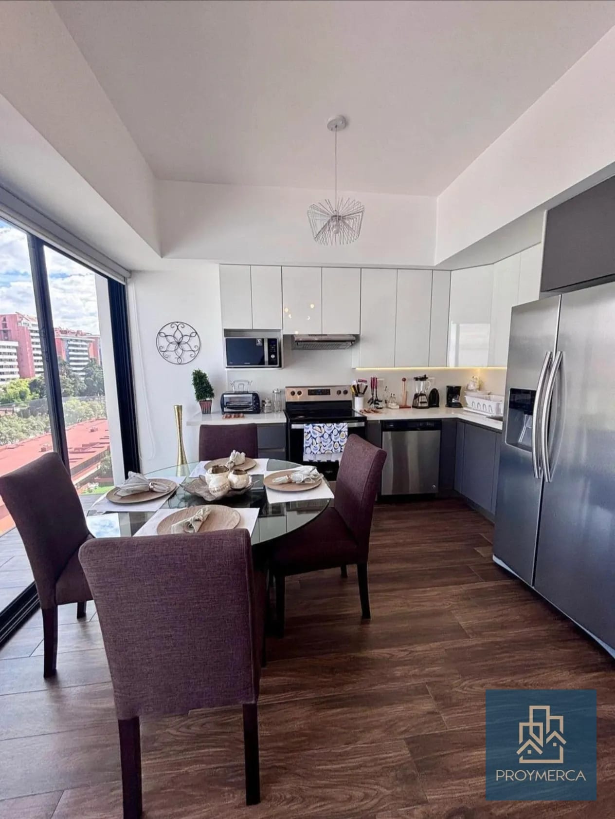 Apartamento Amueblado en Venta zona 10 — Apartamento en Venta en Casa Clara, Zona 10, Guatemala, Ciudad — foto 3 de 13