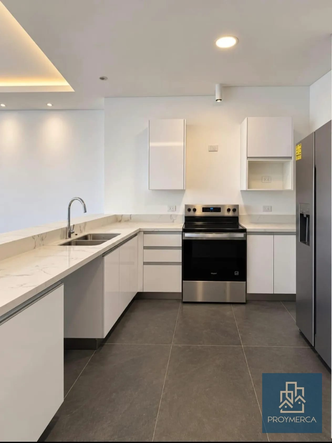 Apartamento con jardín en venta Nogales zona 16 — Apartamento en Alquiler en Nogales de Cayalá, Zona 16, Guatemala, Ciudad — foto 4 de 12