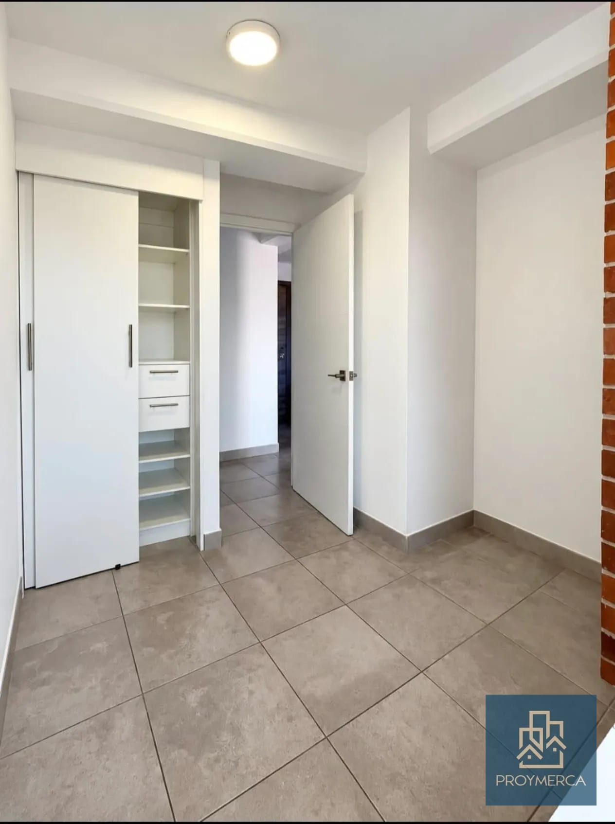 Apartamento en Alquiler Modra zona 4 — Apartamento en Alquiler en Zona 4, Guatemala, Ciudad — foto 7 de 11