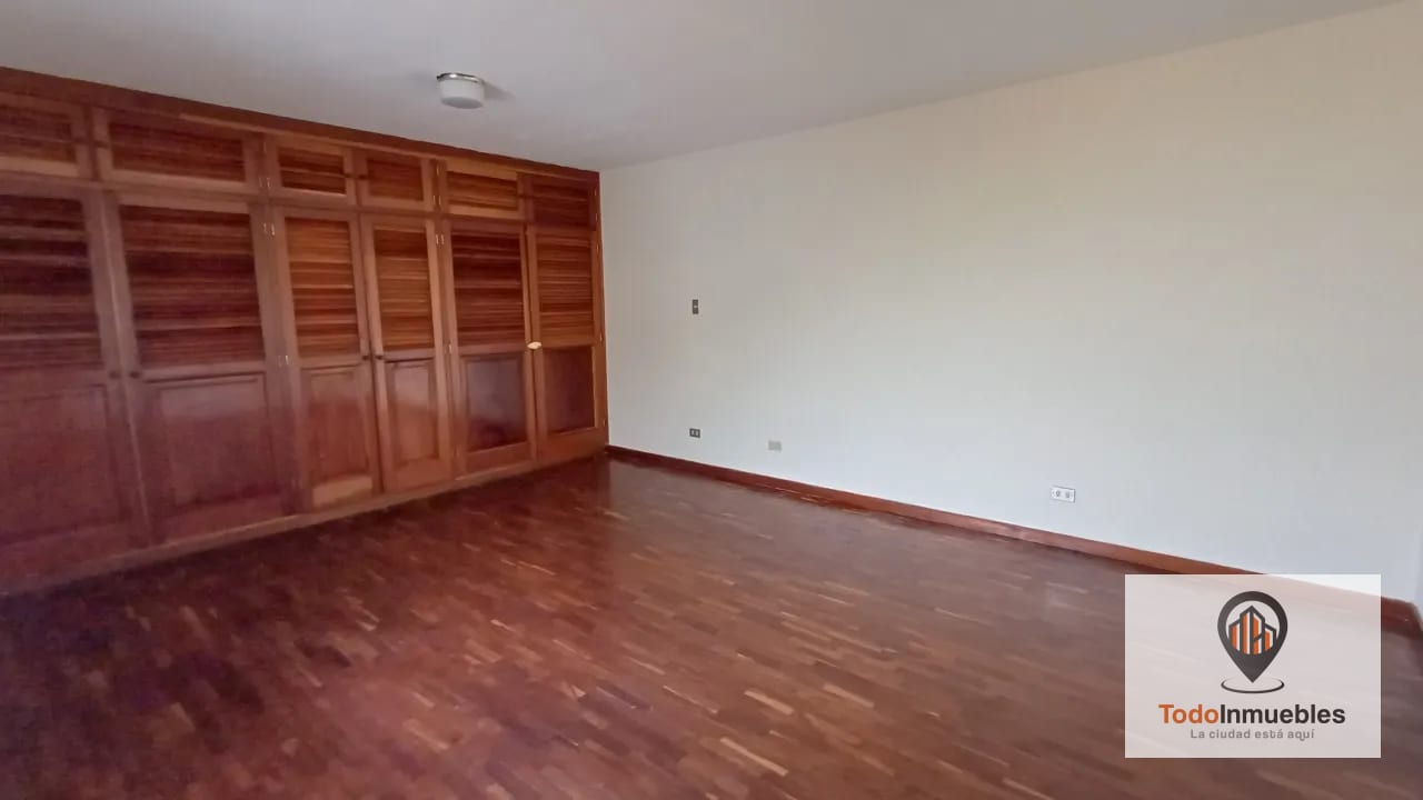 Casa en Renta en zona 4 para oficinas o vivienda — Casa en Alquiler en Zona 4, Guatemala, Ciudad — foto 9 de 10