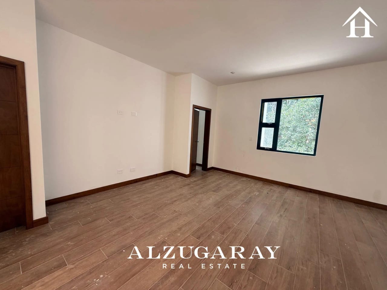 Casa Minimalista para Estrenar 4 Hab.| Santa Rosalia CAES — Casa en Venta en Santa Rosalia La Laguna, Carretera a El Salvador, Guatemala, Ciudad — foto 9 de 10