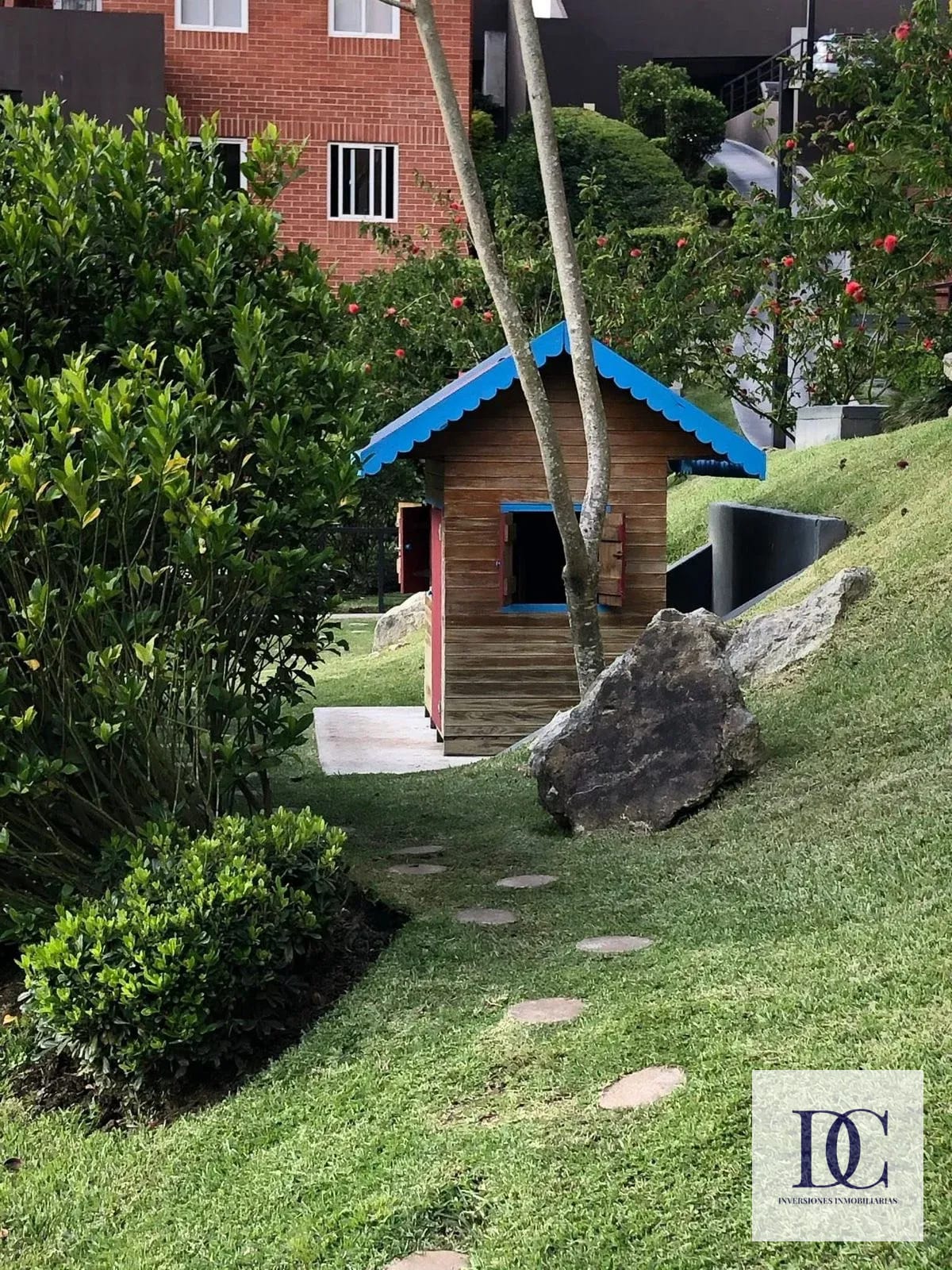 📍APARTAMENTO AMUEBLADO EN RENTA – 2 HAB + ESTUDIO | HEXA 16 | ZONA 16 — Apartamento en Alquiler en Hexa Cañada 16, Zona 16, Guatemala, Ciudad — foto 12 de 17