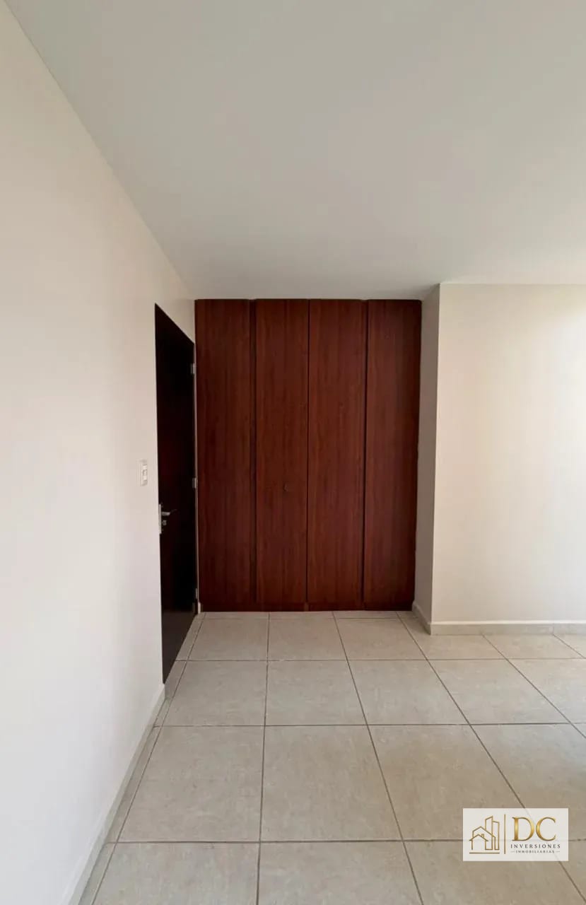 📍 Apartamento en Renta – 2 Hab + Balcón | Edificio Adriatika | Zona 14 — Apartamento en Alquiler en Adriática, Zona 14, Guatemala, Ciudad — foto 8 de 12