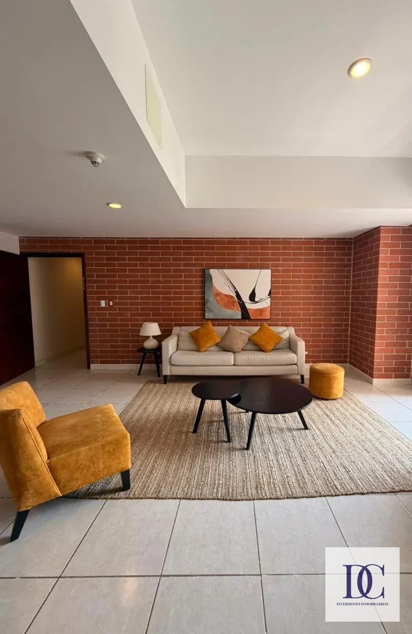 📍 APARTAMENTO AMUEBLADO EN RENTA – 2 HAB + VISTA ESPECTACULAR | EDIFICIO ADRIATIKA | ZONA 14 — Apartamento en Alquiler en Adriática, Zona 14, Guatemala, Ciudad — foto 2 de 12