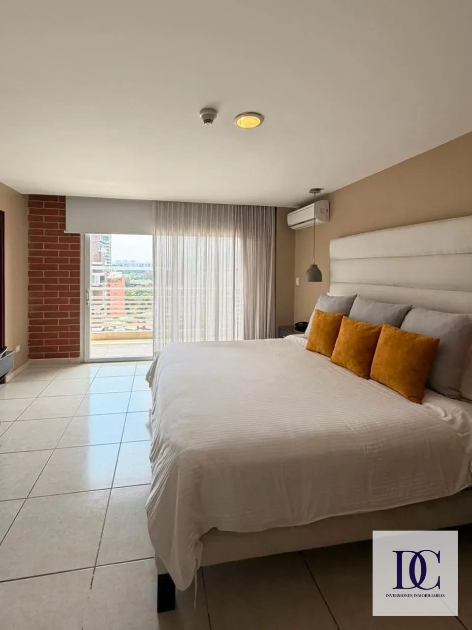 📍 APARTAMENTO AMUEBLADO EN RENTA – 2 HAB + VISTA ESPECTACULAR | EDIFICIO ADRIATIKA | ZONA 14 — Apartamento en Alquiler en Adriática, Zona 14, Guatemala, Ciudad — foto 9 de 12