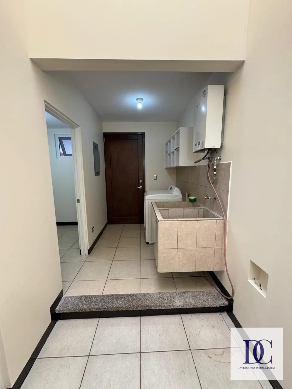 đ CASA EN RENTA â 3 HAB + JARDĂN | ENSENADA DE SAN ISIDRO | ZONA 16 â Casa en Alquiler en Ensenada de San Isidro, Zona 16, Guatemala, Ciudad â foto 13 de 16