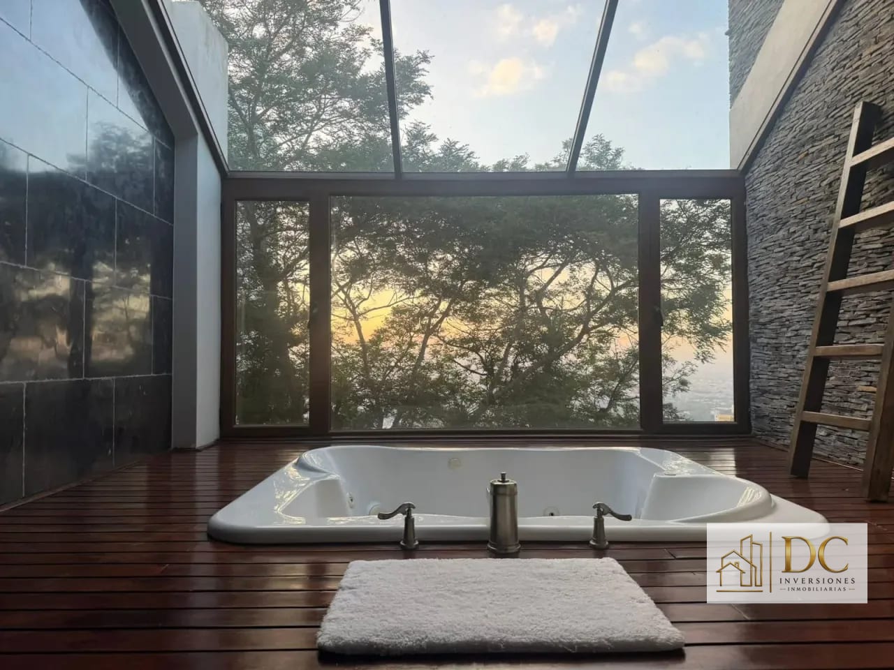 đcasa en Venta â 3 Hab + Vista Espectacular | Montebello II | Carretera a el Salvador â Casa en Venta en Montebello II, Carretera a El Salvador, Guatemala, Ciudad â foto 7 de 15