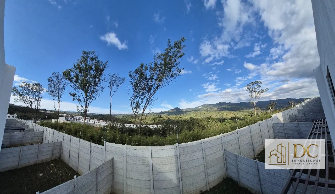 đ Casa en Venta â 3 Hab + JardĂn | Condado Santa Fe, Sector Altana | KM. 30 CAES â Casa en Venta en Carretera a El Salvador, Guatemala, Ciudad â foto 12 de 13