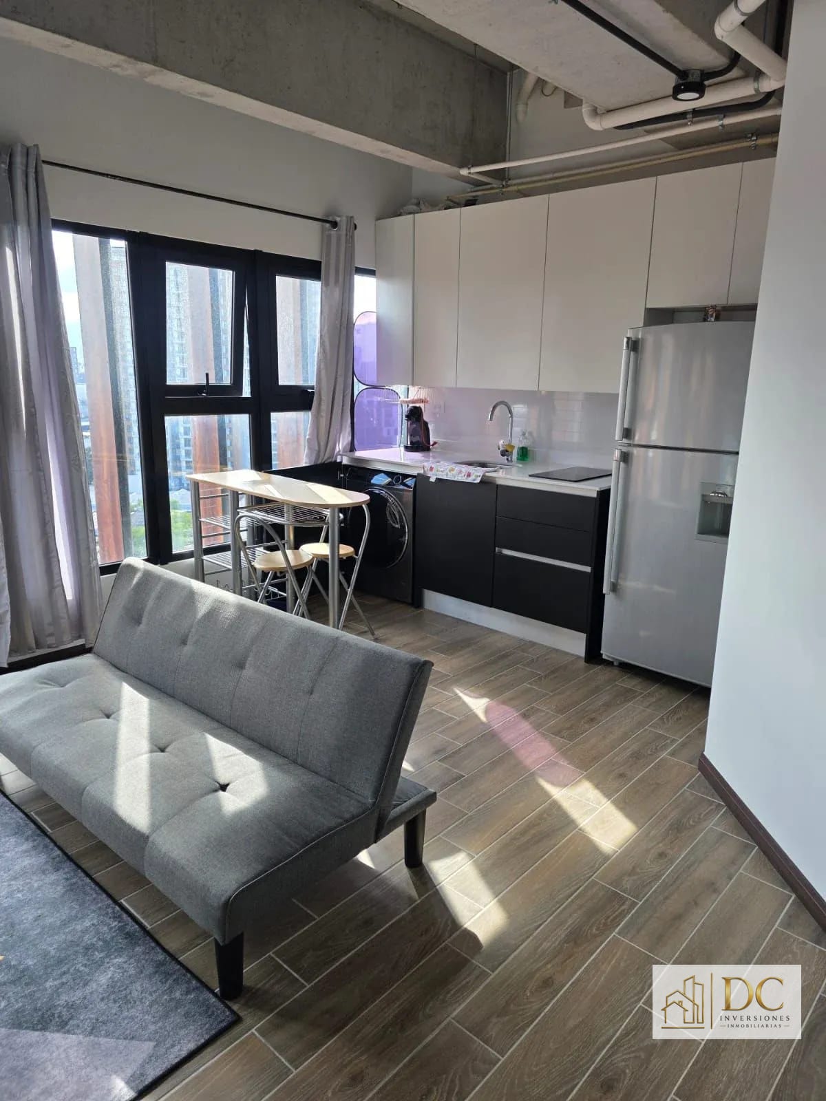📍 Apartamento Amueblado en Venta – 1 Hab + Airbnb Permitido | Séptimo | Zona 4 — Apartamento en Venta en Séptimo, Zona 4, Guatemala, Ciudad — foto 2 de 17