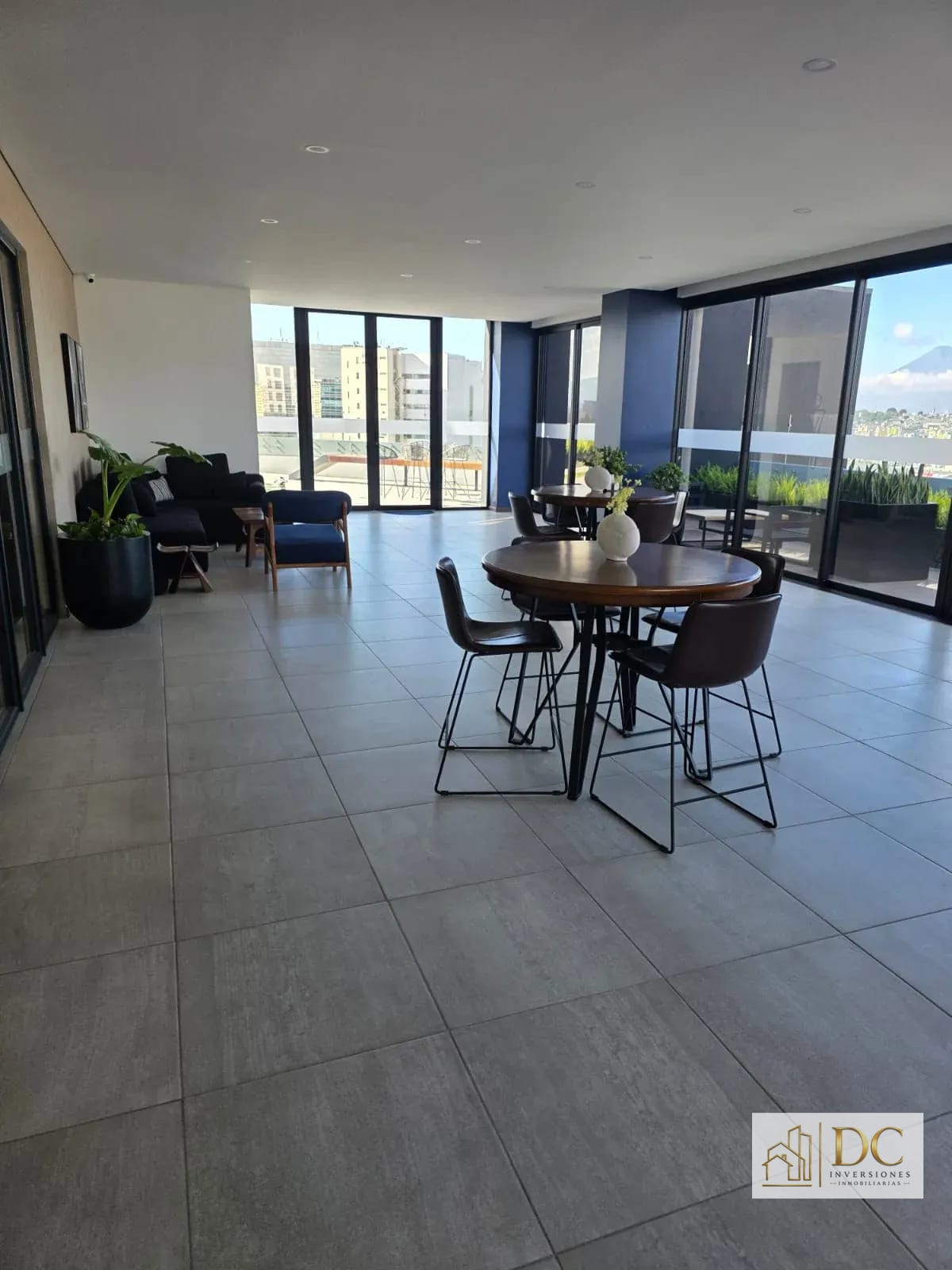 📍 Apartamento Amueblado en Venta – 1 Hab + Airbnb Permitido | Séptimo | Zona 4 — Apartamento en Venta en Séptimo, Zona 4, Guatemala, Ciudad — foto 10 de 17
