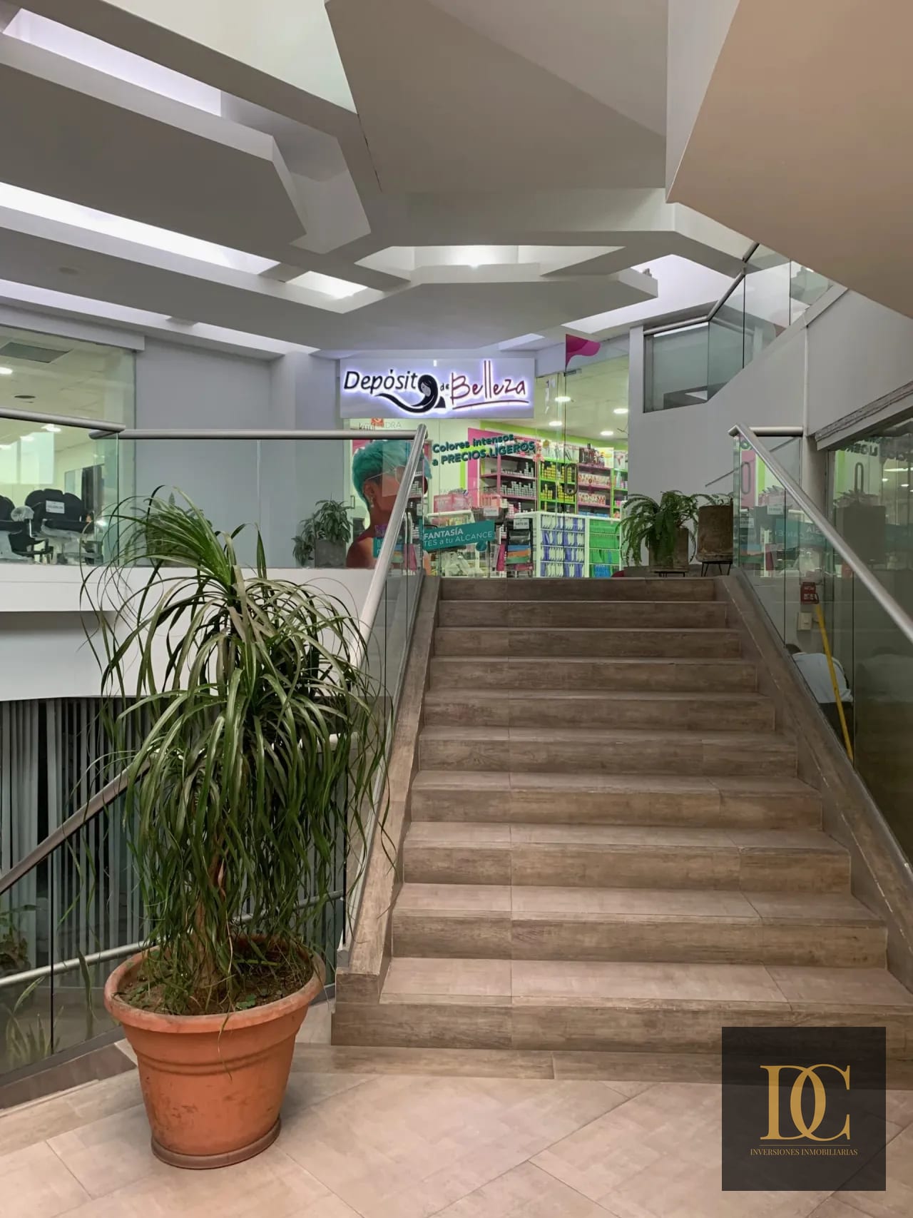 📍 Oficina en Renta – 183 M² |edificio Murano Center | Zona 10 — Oficina en Alquiler en Murano Center, Zona 10, Guatemala, Ciudad — foto 4 de 11
