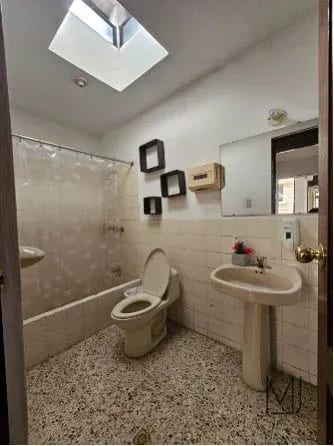 Casa en Alquiler para Oficina | Vista Hermosa II | Zona 15 | 2 niveles · 250 m² — Casa en Alquiler en Zona 15, Guatemala, Ciudad — foto 10 de 11