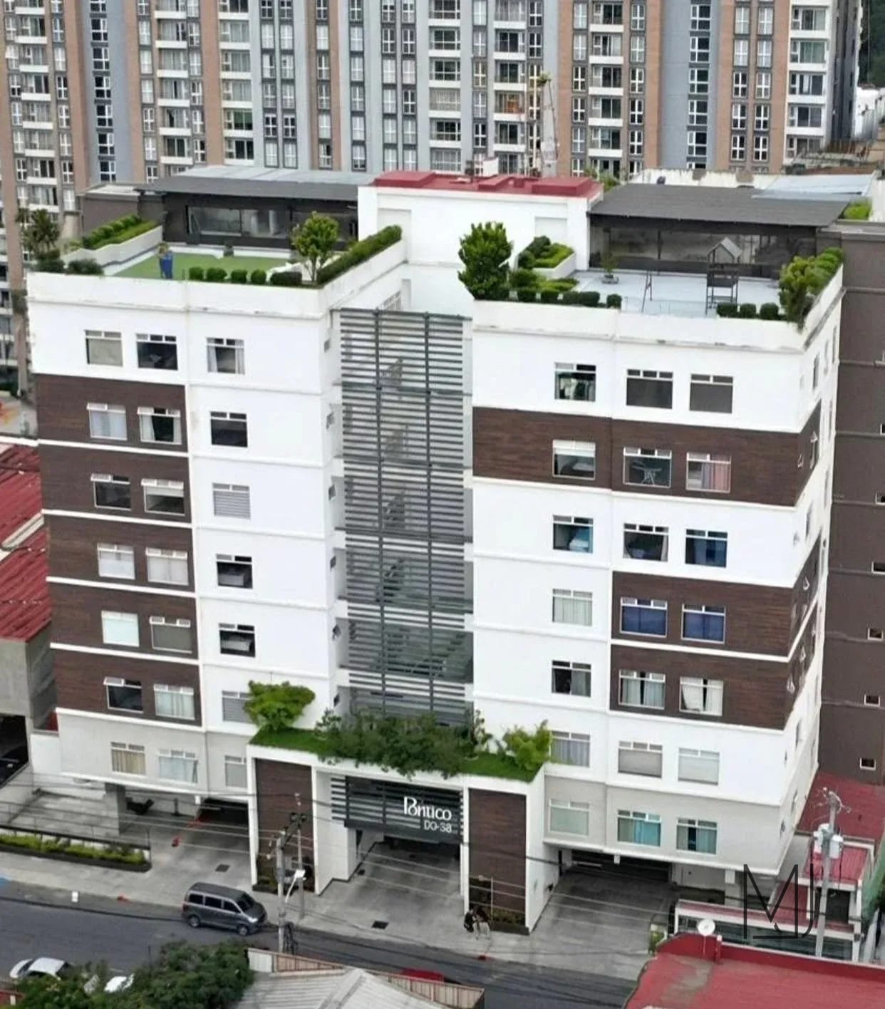 Apartamento en Alquiler | Pórtico | Zona 7 | 3 habitaciones · 2 parqueos — Apartamento en Alquiler en Zona 7, Guatemala, Ciudad — foto 1 de 7