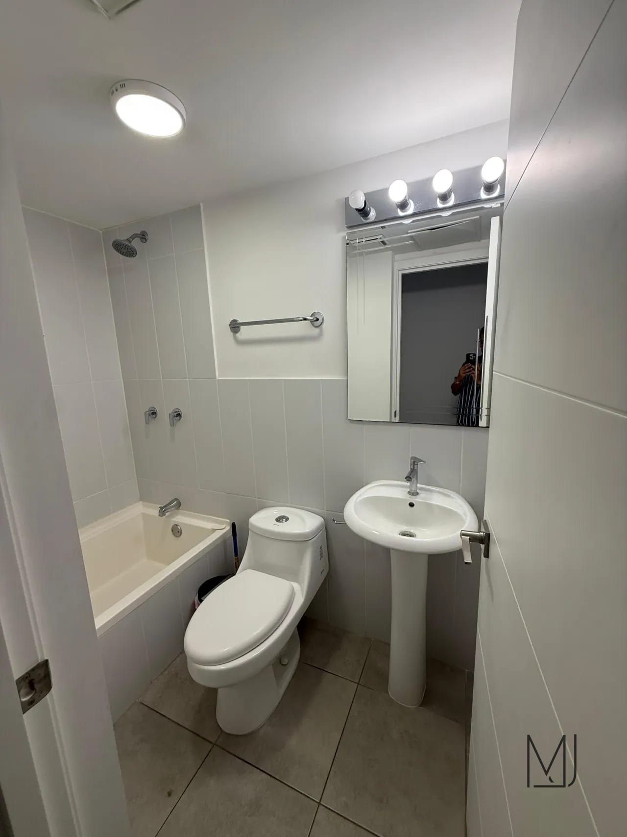 Apartamento en Alquiler | Modra | Zona 4 | Amueblado · 3 habitaciones — Apartamento en Alquiler en Modra, Zona 4, Guatemala, Ciudad — foto 10 de 10