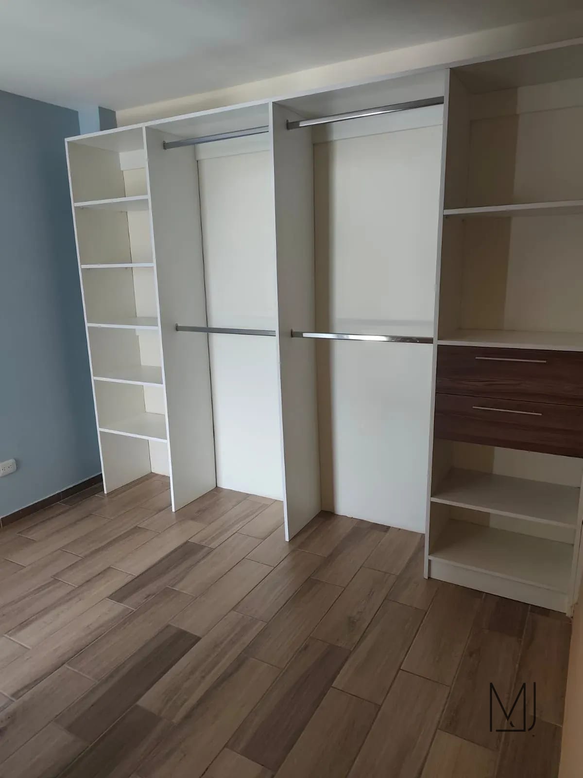 Apartamento en Alquiler | Torre Zentia | Zona 2 de Mixco | 2 habitaciones · Excelente ubicación — Apartamento en Alquiler en Torre Zentia, Zona 2 Mixco, Guatemala, Ciudad — foto 6 de 7