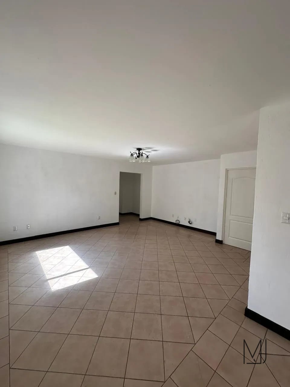 Casa en Alquiler | Condominio Casa y Campo | Carretera a El Salvador | 4 habitaciones · Amplio jardín — Casa en Alquiler en Carretera a El Salvador, Guatemala, Ciudad — foto 8 de 14