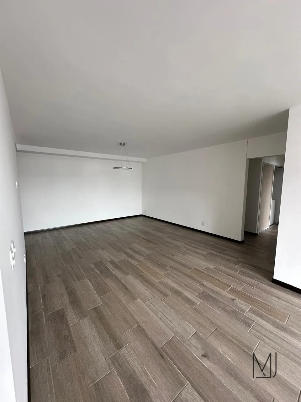 Apartamento en Alquiler | Edificio Seghería | Zona 14 | Espacioso · Amplias áreas verdes — Apartamento en Alquiler en Segheria, Zona 14, Guatemala, Ciudad — foto 9 de 16