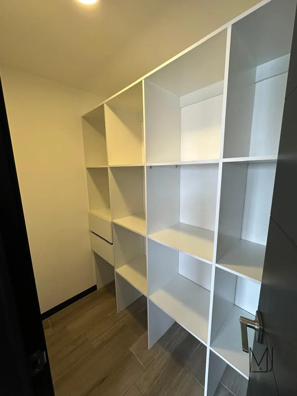 Apartamento en Alquiler | Edificio Seghería | Zona 14 | Espacioso · Amplias áreas verdes — Apartamento en Alquiler en Segheria, Zona 14, Guatemala, Ciudad — foto 4 de 16