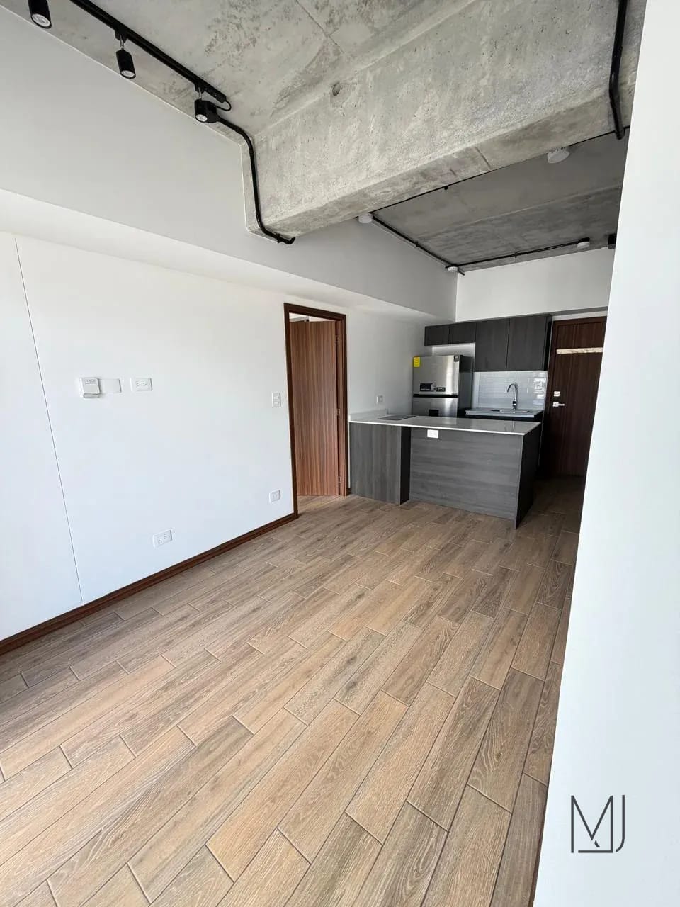 Apartamento en Alquiler | Edificio Inara Cuatro Norte | Zona 4 | Para estrenar · 2 habitaciones · Nivel Alto — Apartamento en Alquiler en Inara Cuatro Norte, Zona 4, Guatemala, Ciudad — foto 4 de 12